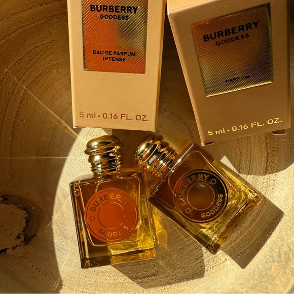 Burberry Goddess Eau de Parfum & Intense (2) - Picture 1 of 3